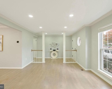 12672 Catawba Drive - Photo Thumbnail 3