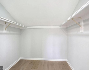12672 Catawba Drive - Photo Thumbnail 21