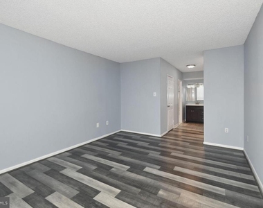 3701 S George Mason Drive - Photo Thumbnail 10