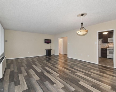 3701 S George Mason Drive - Photo Thumbnail 5