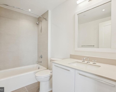 1201 N Royal Street - Photo Thumbnail 15