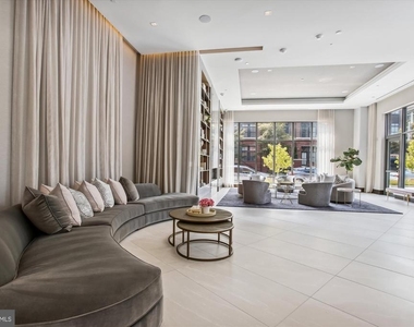 1201 N Royal Street - Photo Thumbnail 17