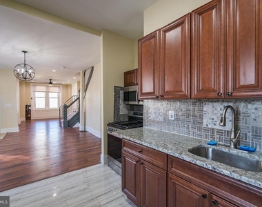 5426 W Jefferson Street - Photo Thumbnail 7
