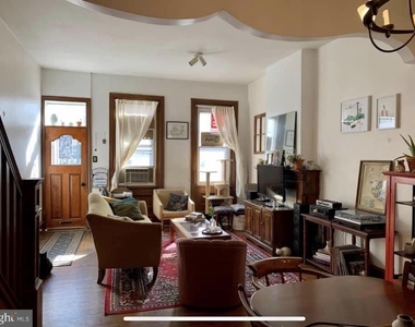 2038 E Dauphin Street - Photo Thumbnail 3