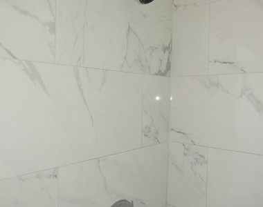 356 E Walnut Lane - Photo Thumbnail 6