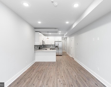 1604 N 6th Street - Photo Thumbnail 4