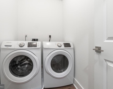 1604 N 6th Street - Photo Thumbnail 8