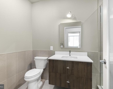 525 N 41st Street - Photo Thumbnail 15