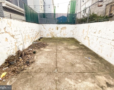 174 W Master Street - Photo Thumbnail 11
