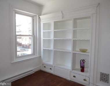 356 E Walnut Lane - Photo Thumbnail 14