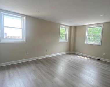 1207 County Line Road - Photo Thumbnail 10