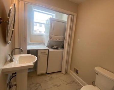 1207 County Line Road - Photo Thumbnail 7