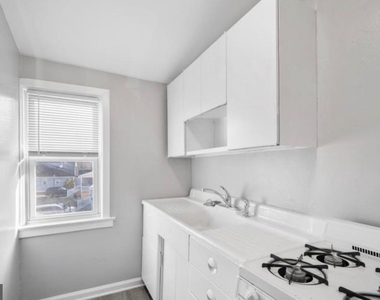 124 Stiles Avenue - Photo Thumbnail 2