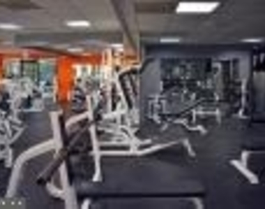 5225 Unit 1814s Pooks Hill - Photo Thumbnail 1