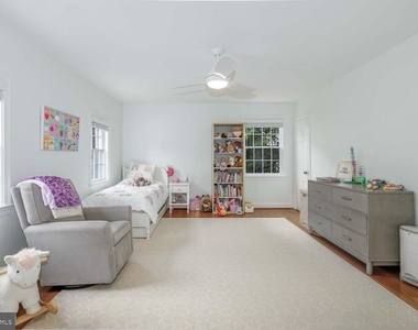 3209 Thornapple Street - Photo Thumbnail 29