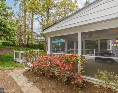 3209 Thornapple Street - Photo Thumbnail 52