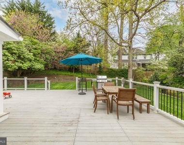 3209 Thornapple Street - Photo Thumbnail 51