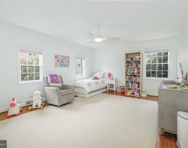 3209 Thornapple Street - Photo Thumbnail 28