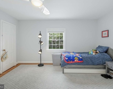 3209 Thornapple Street - Photo Thumbnail 27