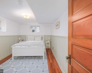 3209 Thornapple Street - Photo Thumbnail 37