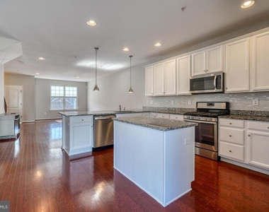 985 Morgan Run Road - Photo Thumbnail 3