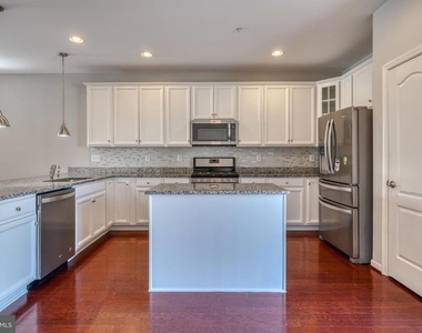 985 Morgan Run Road - Photo Thumbnail 4