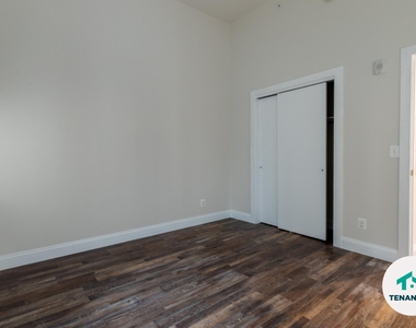 8 E Fayette Street - Photo Thumbnail 6