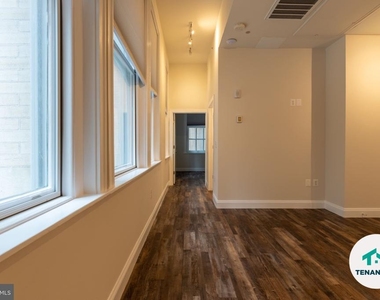 8 E Fayette Street - Photo Thumbnail 11
