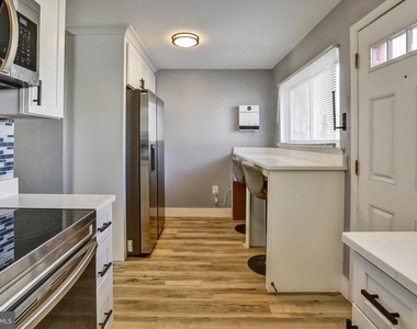 63 Town Pines Court - Photo Thumbnail 10