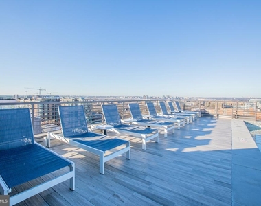 1211 Van Street Se - Photo Thumbnail 5