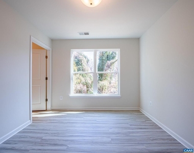 2308 Center Ave - Photo Thumbnail 15