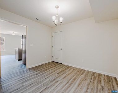 2308 Center Ave - Photo Thumbnail 9