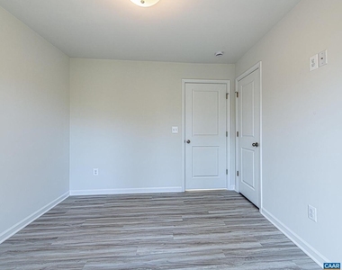 2308 Center Ave - Photo Thumbnail 18