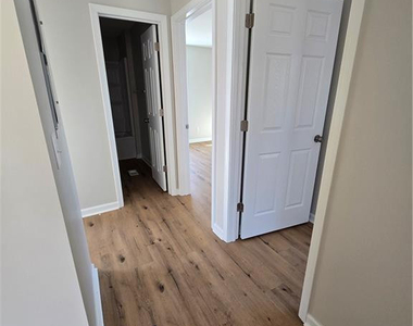 1401 Morrison Avenue - Photo Thumbnail 13
