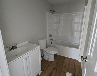 1401 Morrison Avenue - Photo Thumbnail 11