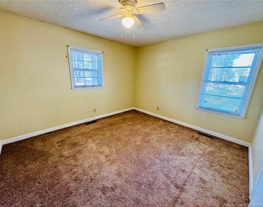 803 Floyd Street - Photo Thumbnail 20