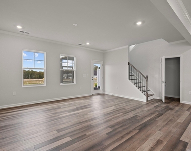 5031 Kota Street - Photo Thumbnail 5