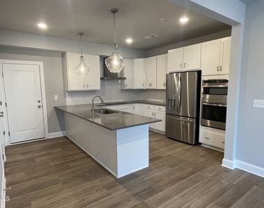 600 Hedrick Ridge Road - Photo Thumbnail 5