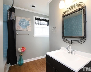 2518 W Wilson Street - Photo Thumbnail 10