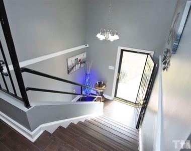 2518 W Wilson Street - Photo Thumbnail 2