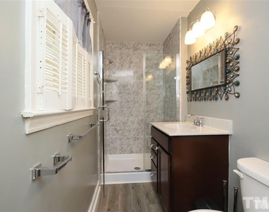 2518 W Wilson Street - Photo Thumbnail 12