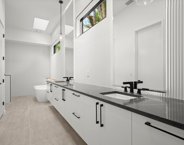 2215 S 3rd St - Photo Thumbnail 19