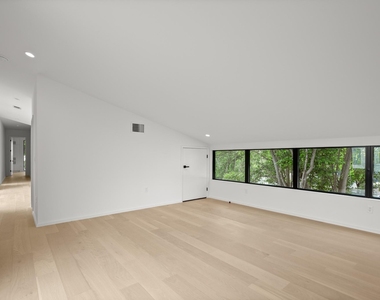 2215 S 3rd St - Photo Thumbnail 26