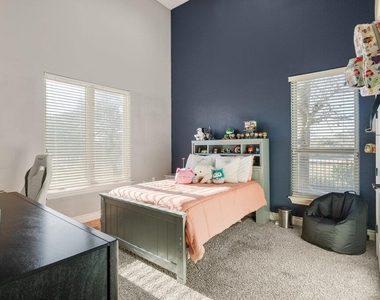 22226 Rivolta Ln - Photo Thumbnail 10