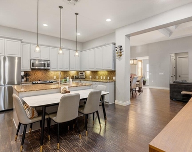 22226 Rivolta Ln - Photo Thumbnail 2