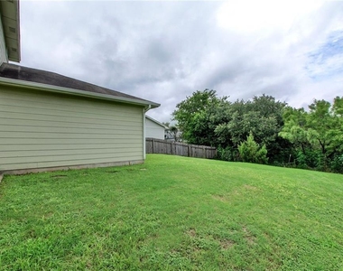 13905 Briarcreek Loop - Photo Thumbnail 22