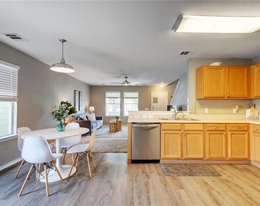 13905 Briarcreek Loop - Photo Thumbnail 7