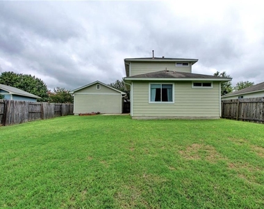 13905 Briarcreek Loop - Photo Thumbnail 23