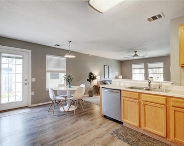 13905 Briarcreek Loop - Photo Thumbnail 8