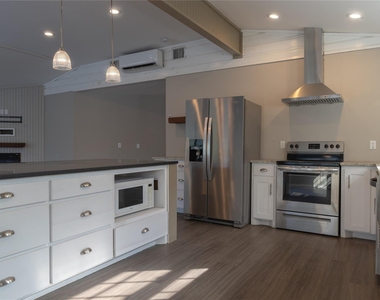 120 Erskine Ferry Rd - Photo Thumbnail 3